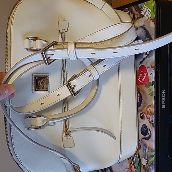 Purses - Picture 6 of 8